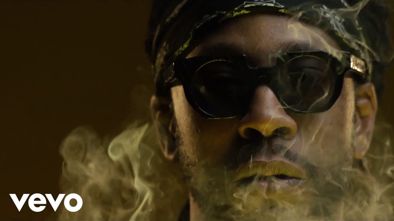 2ChainzVEVO - 2 Chainz - Gotta Lotta ft. Lil Wayne