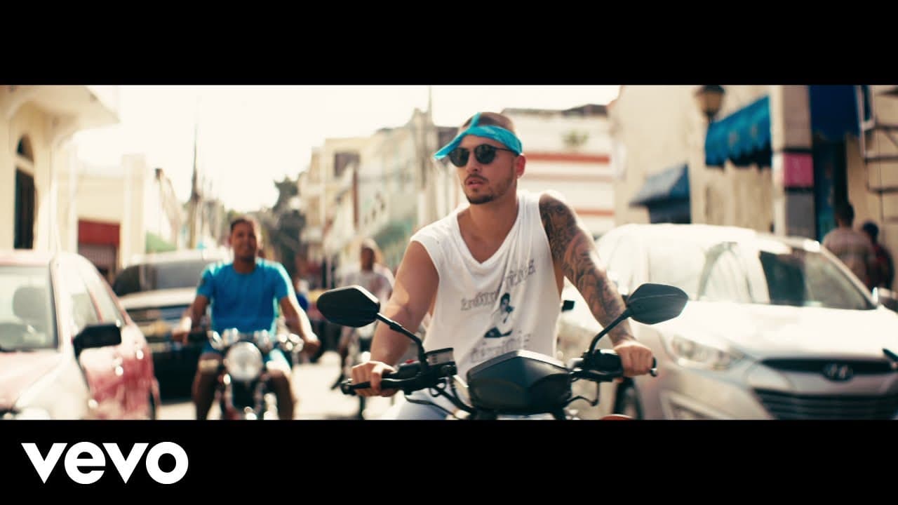 MalumaVEVO - Maluma - Sin Contrato