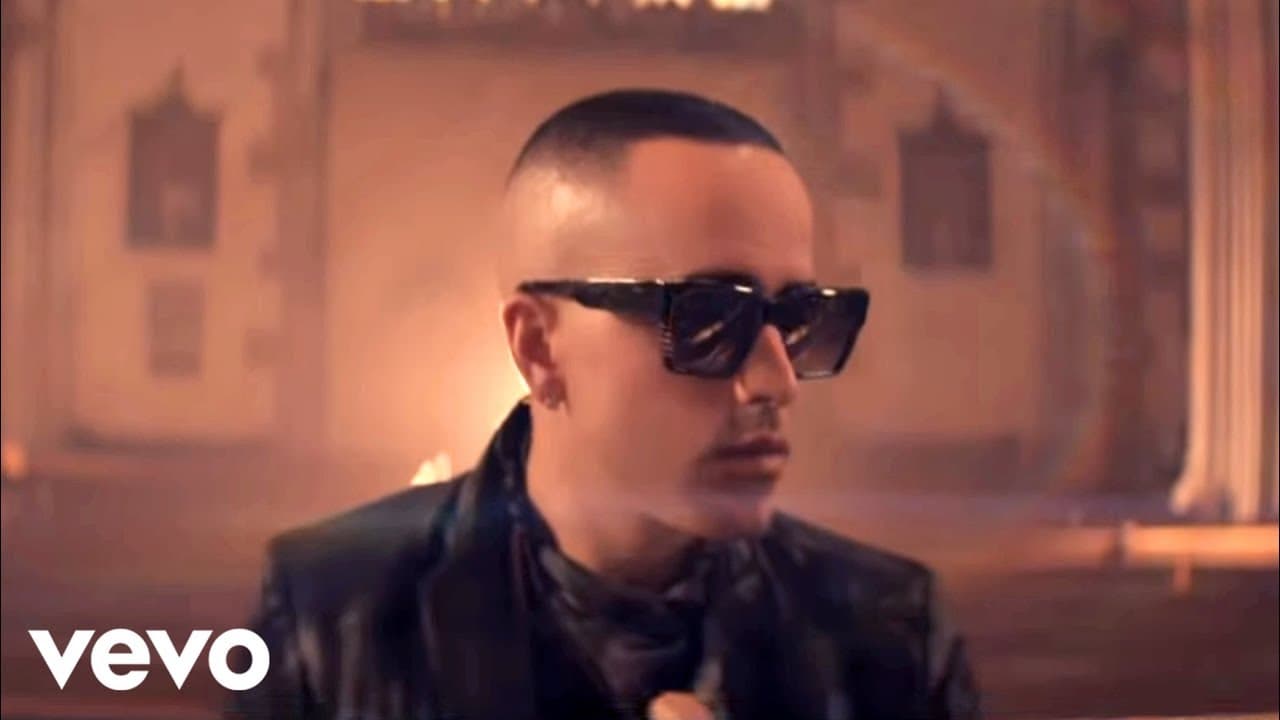 YandelVEVO - Yandel - Nunca Me Olvides