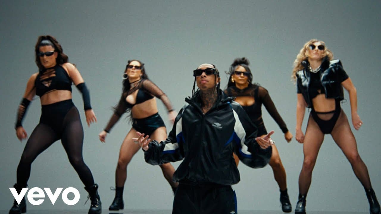 Tyga - Bops Goin Brazy