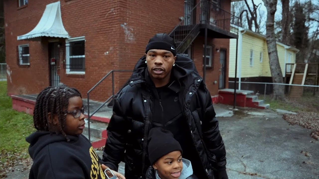 Lil Baby - WHAM VLOG: Lil Baby Returns to His Old Atlanta Neighborhood With His Sons