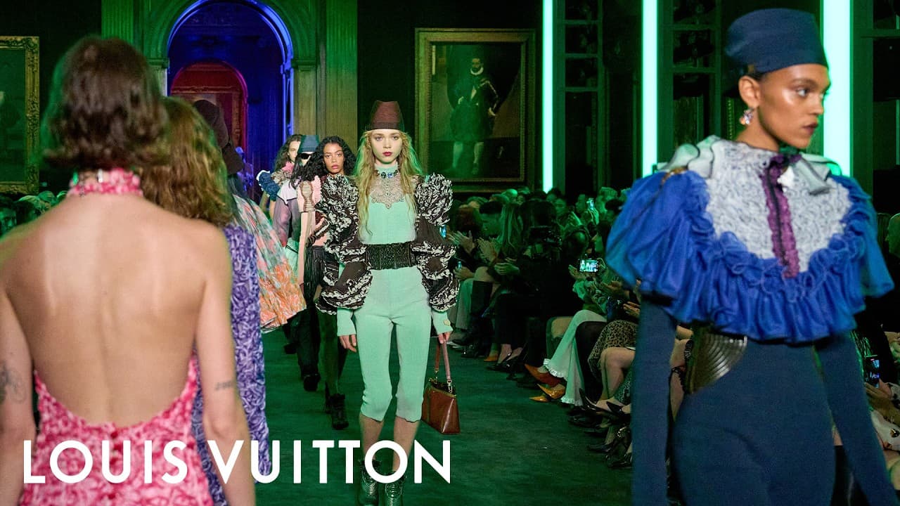 Cruise 2027 Show I LOUIS VUITTON